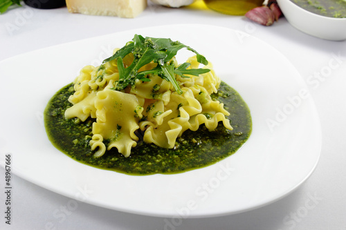 pasta with rucola pesto - pasta mit Rucola-Pesto