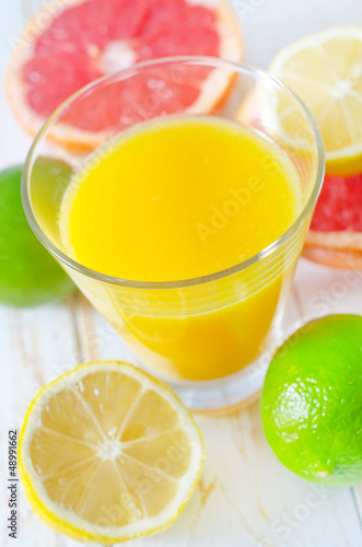 juice with fruit