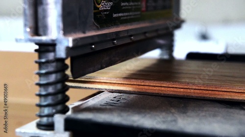 vice for laminate or wood flooring.