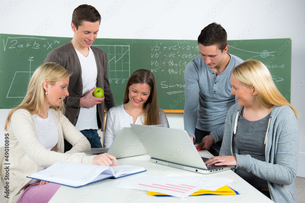 Fototapeta premium gemeinsam ausarbeiten