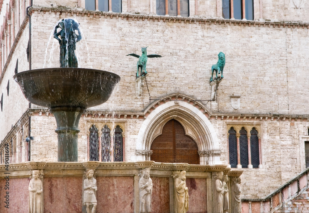 Perugia - Fontana Maggiore con il Grifo e il Leone