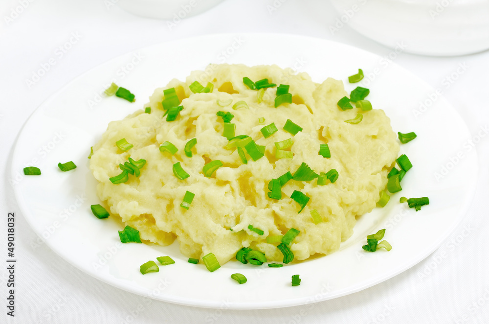 Mashed potatoes on a white plate