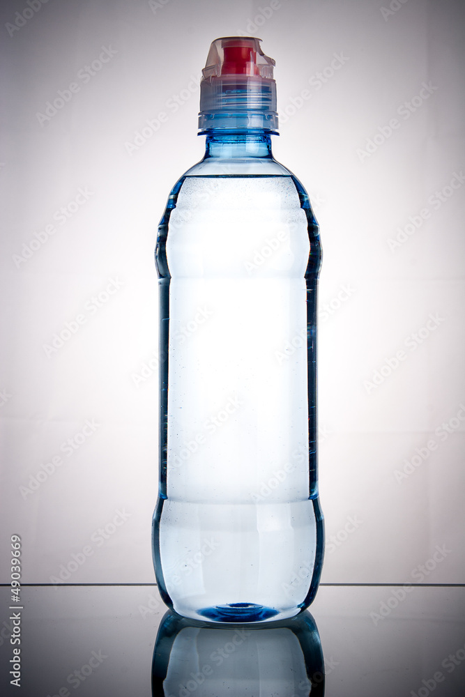 Fototapeta premium Plastic bottle of drinking water