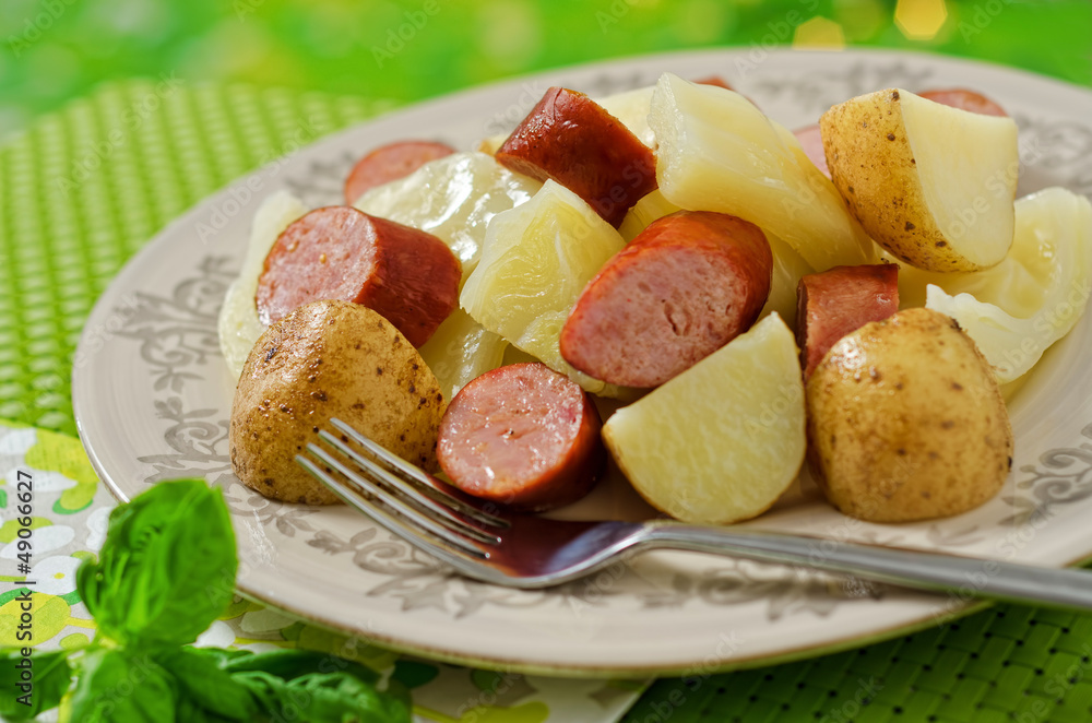 Cabbage Dinner with Smoked Sausage and Potato Cabbage Dinner with Smoked Sausage and Potato