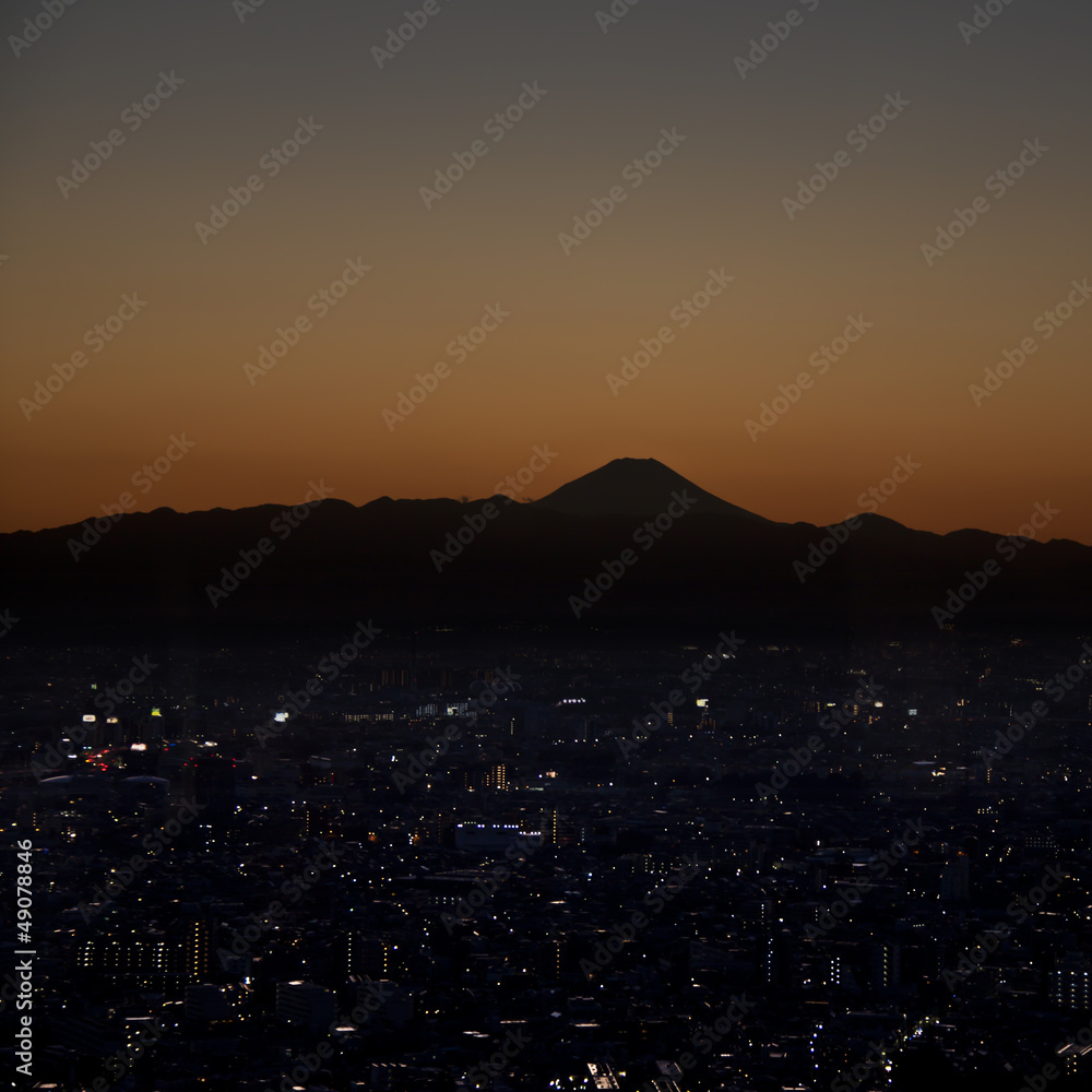fujiama at sunset from tokyo tower