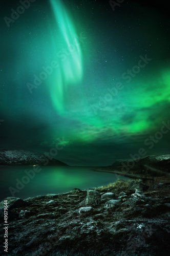 The Northern Lights Rising © James Thew