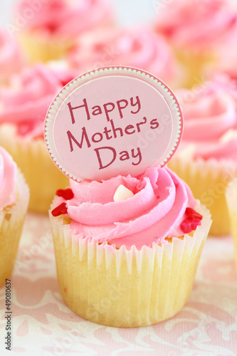 Happy Mother's Day Cupcake