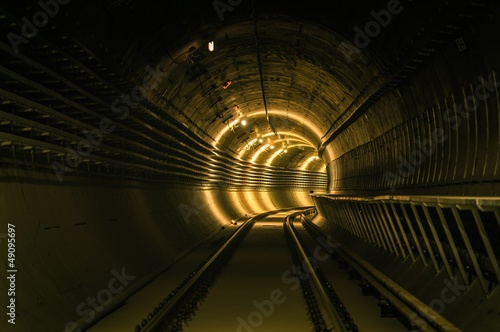 Fototapeta Naklejka Na Ścianę i Meble -  Underground facility with a big tunnel