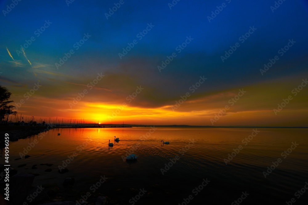 Obraz premium Beautiful Sunset at the ocean