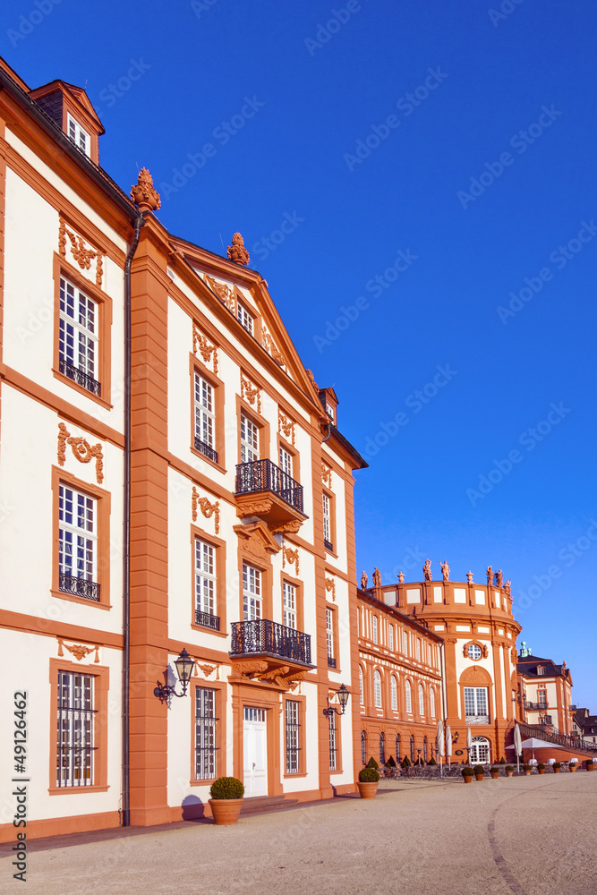 Obraz premium The palace of Wiesbaden Biebrich, Germany