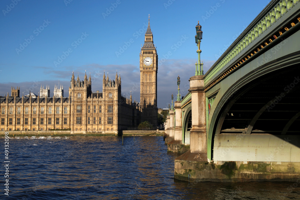 Naklejka premium Big Ben with bridge in London, UK