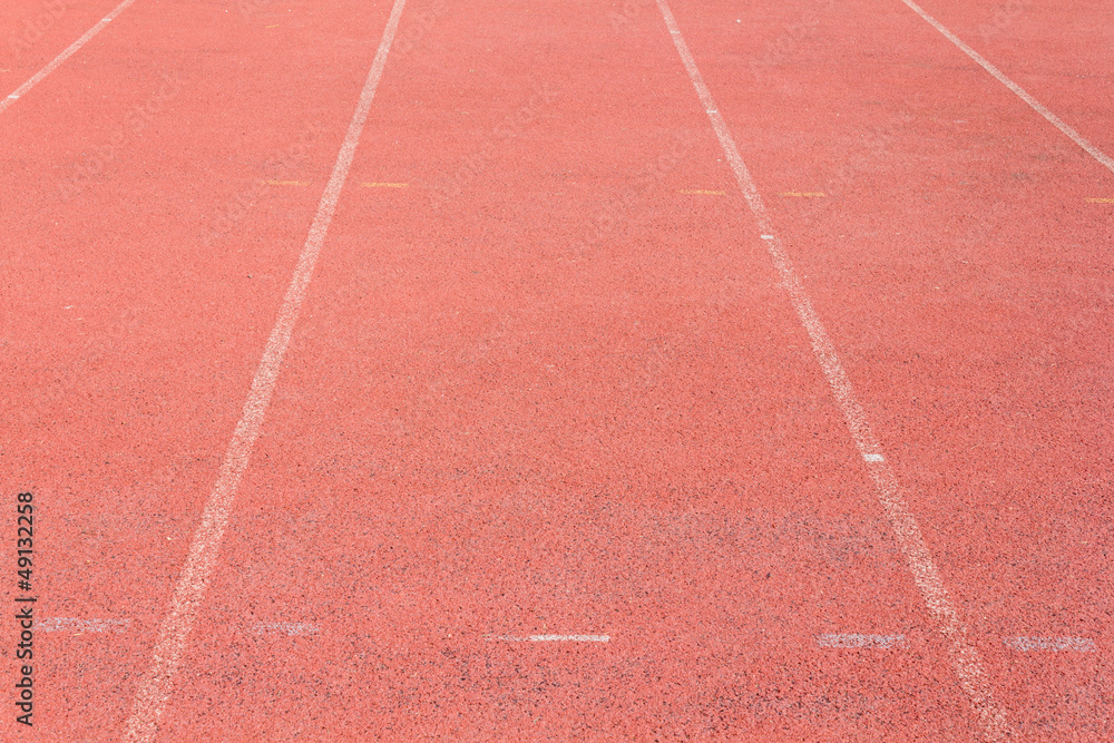 Straight Running Track
