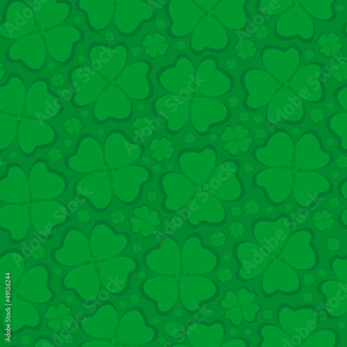 Seamless leaf clover on St. Patrick's Day