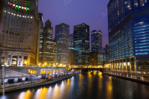 Chicago River Walk at night, IL, USA © Oleksandr Dibrova