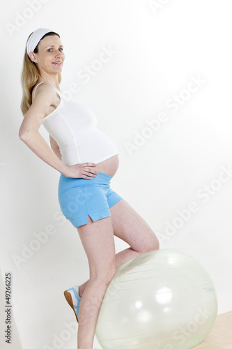 pregnant woman doing exercises