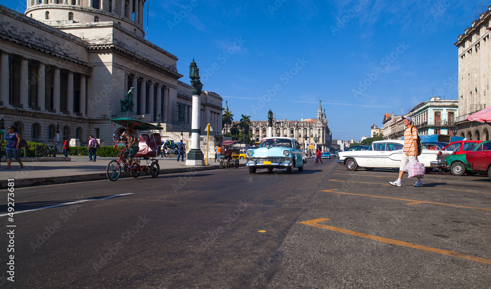 Karibik Kuba Havanna Hauptstrasse mit Ansicht auf das Capitol