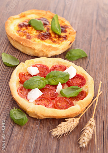 tomato, basil and mozzarella tart