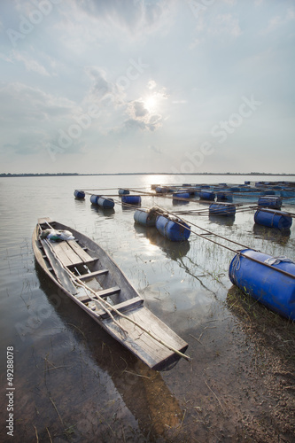 Life asian fisherman photo