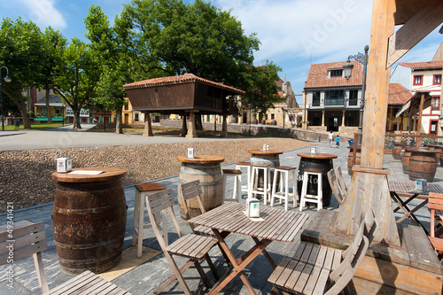 Tableau sur toile Square of Aviles, Asturias, Spain