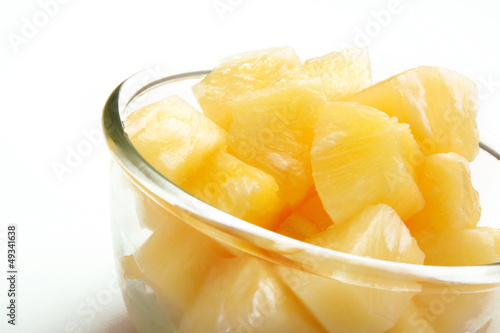 pineapple chunks from can