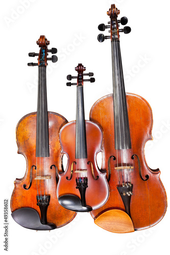 three sizes of violins