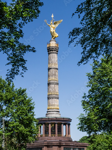 siegessäule im sommer