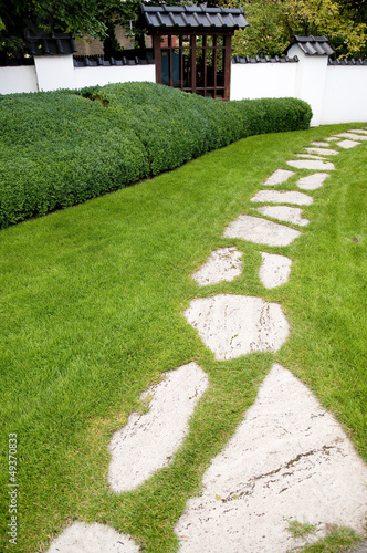 Zen garden path with steppeing stones