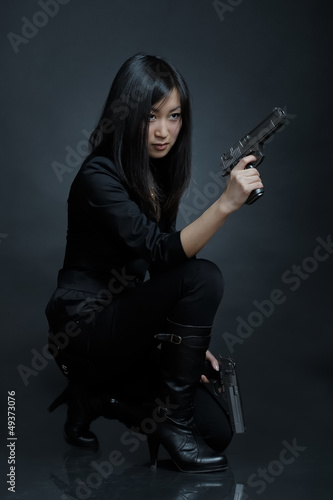 Wallpaper Mural Asian woman Torontodigital.ca