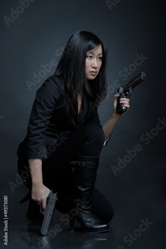 Wallpaper Mural Asian woman Torontodigital.ca