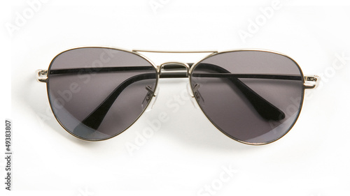 Metal rimmed sunglasses