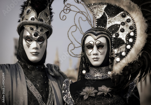 black and silver couple on the Venetian Carnival