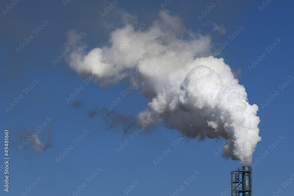 Exhaust smoke / Air pollution Exhaust smoke / Air pollution