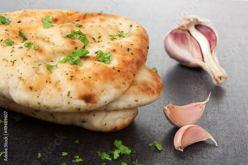 Tableau sur toile Delicious naan flatbread background.