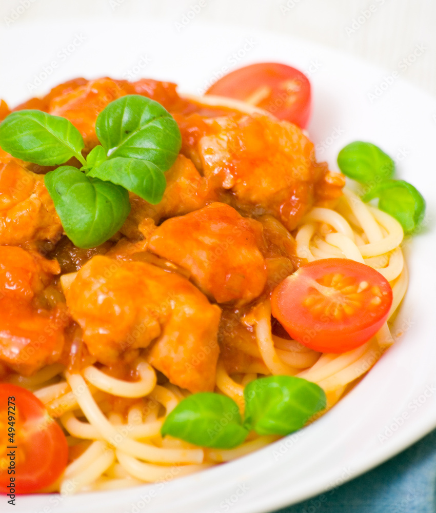 pasta with chicken breast in tomato sauce pasta with chicken breast in tomato sauce