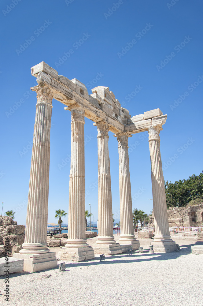 Side Temple of Apollo 09