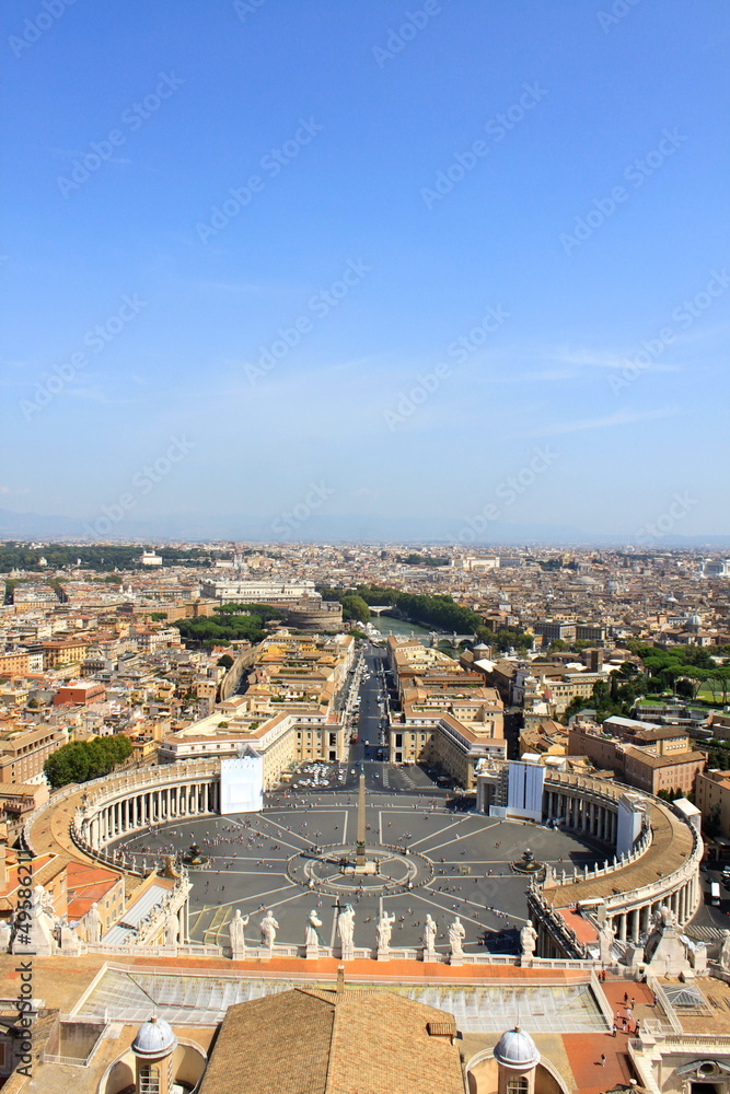 Basilique et Place Saint-Pierre de Rome - Italie