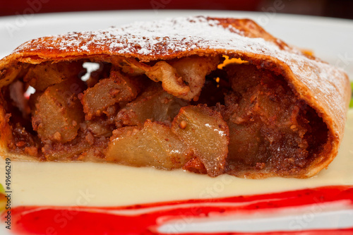 Apple strudel