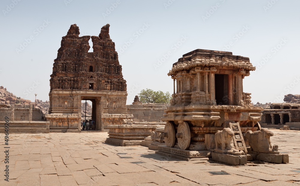 Ruinas en el templo de Vitthala, Hampi, India