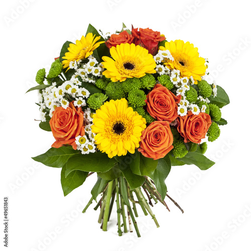 Foto bouquet of yellow and orange flowers isolated on white