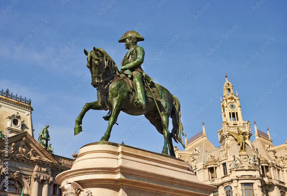 Obraz premium monument of the king Pedro IV, Porto, Portugal