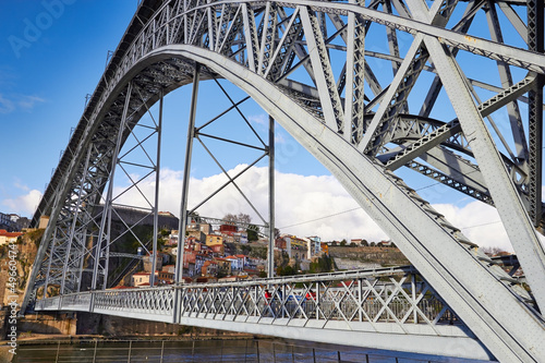 Dom Luis I Bridge in Porto © acnaleksy
