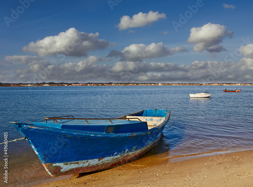 Boats at the lagoon, Aveiro in Portugal © acnaleksy