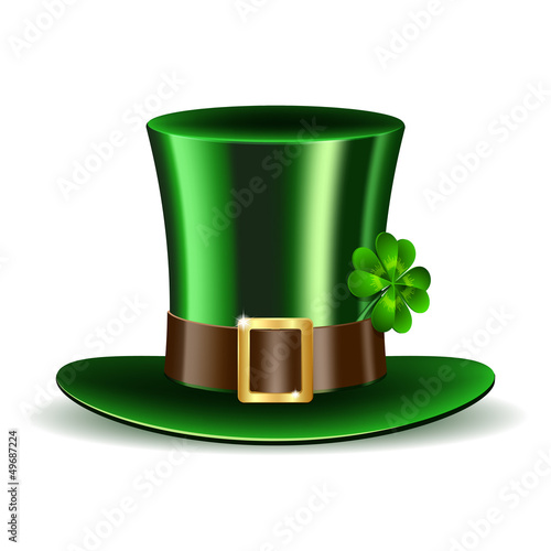 Green St. Patrick's Day hat with clover