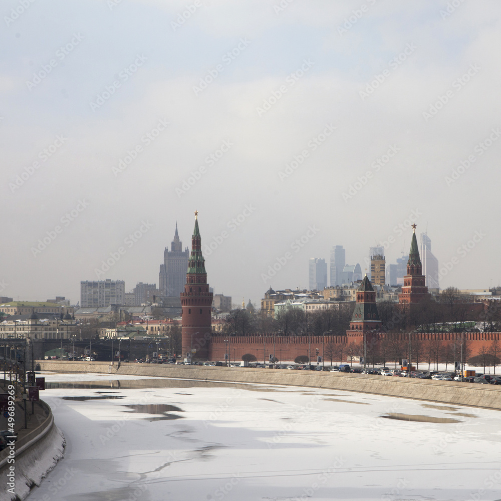 Moscow,  view of Moskva River, Bridge Kremlin in winter time