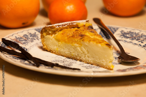 Käsekuchen mit Orangen photo