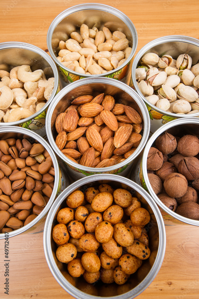 Assorted nuts in Iron pot Assorted nuts in Iron pot