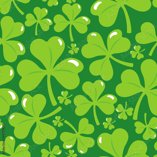 Vector seamless pattern with clover leaf