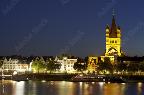 Köln - Groß St. Martin am Abend
