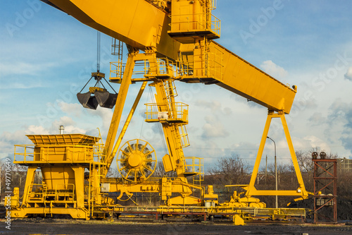 Fotografia Yellow gantry crane - Poland.