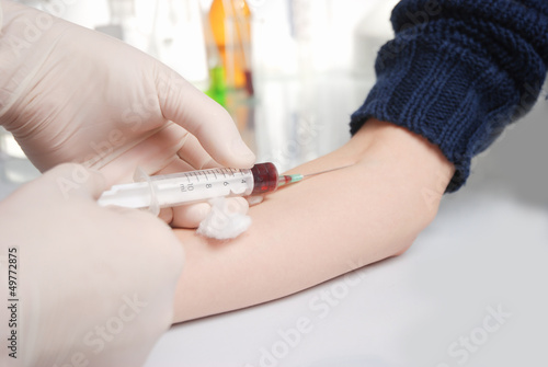 taking of a blood for analysis
